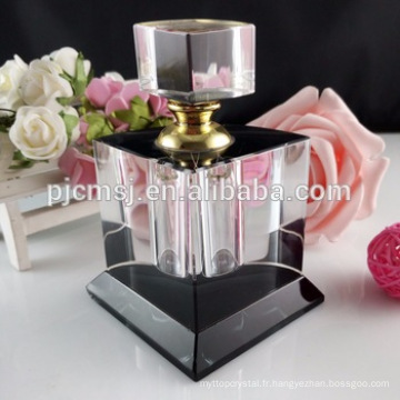 belles bouteilles de parfum cristallines adorables